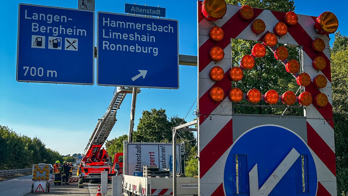 Person droht abzustürzen